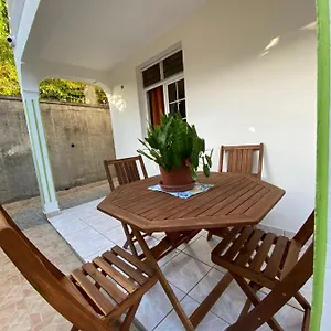  Appartement Féfé
